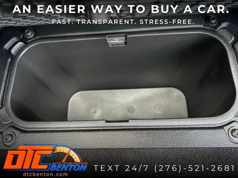 Used 2022 RAM 2500 Big Horn w/ Night Edition AWD/4WD image 35