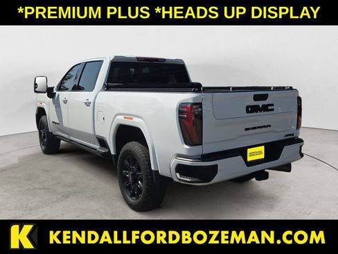 Used 2025 GMC Sierra 2500 AT4 w/ AT4 Premium Plus Package AWD/4WD image 3
