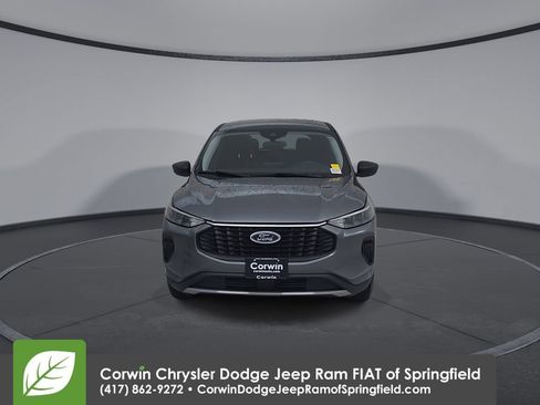 Used 2025 Ford Escape Active AWD/4WD image 5