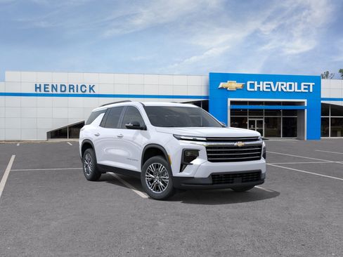 New 2026 Chevrolet Traverse LT FWD image 2