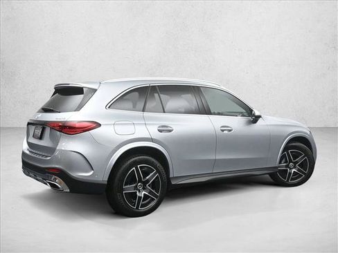 Certified 2026 Mercedes-Benz GLC 300 4MATIC image 2