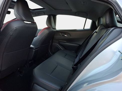 New 2026 Toyota Prius Plug-In Hybrid FWD image 6