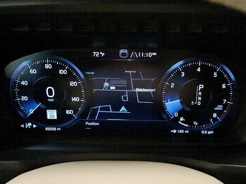 Used 2021 Volvo XC90 T6 Momentum image 42