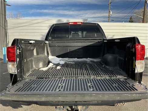 Used 2011 Toyota Tundra 4x4 Double Cab image 29