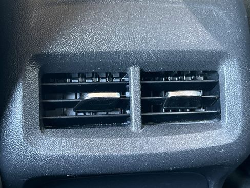 Used 2020 Chevrolet Equinox LT AWD/4WD image 14