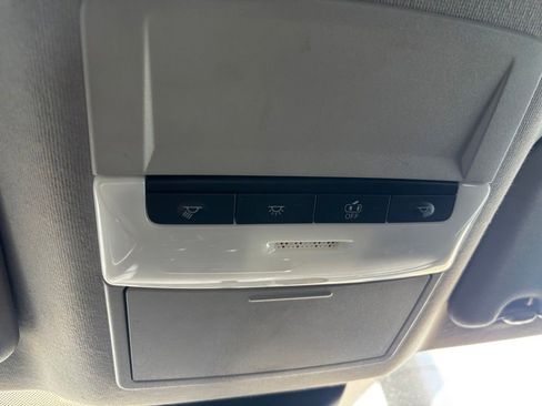 Used 2021 Nissan Sentra SR FWD image 25