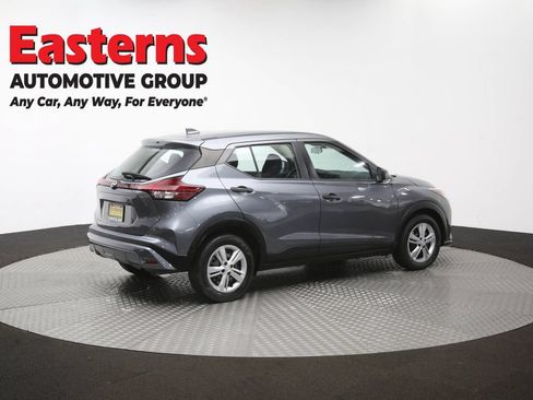 Used 2023 Nissan Kicks S FWD image 40