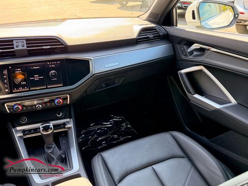 Used 2025 Audi Q3 2.0T Premium w/ Convenience Package image 26