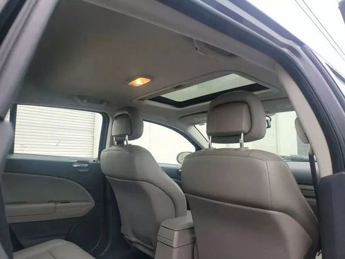 Used 2011 Dodge Caliber Uptown image 21