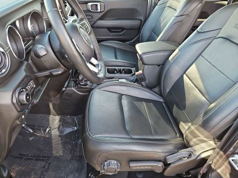 Used 2021 Jeep Wrangler Unlimited Sahara w/ Cold Weather Group image 16