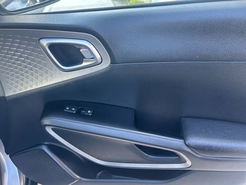 Used 2022 Kia Soul LX w/ Technology Package image 28