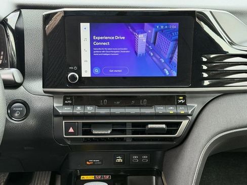 Certified 2025 Toyota Camry LE image 17