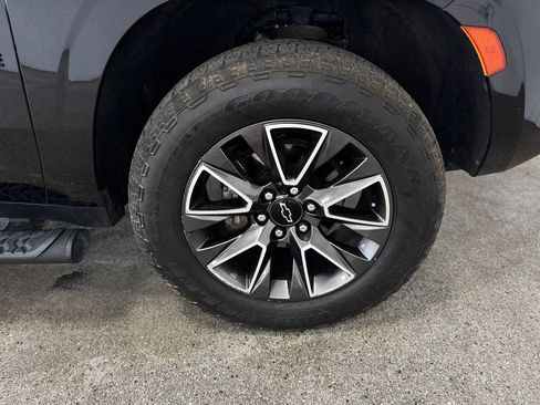 Used 2021 Chevrolet Tahoe Z71 AWD/4WD image 27