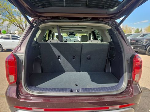 Used 2024 Hyundai Palisade Limited image 19