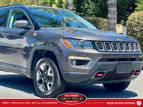 Used 2018 Jeep Compass Trailhawk AWD/4WD image 22