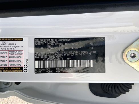 Used 2025 Toyota 4Runner SR5 RWD image 36