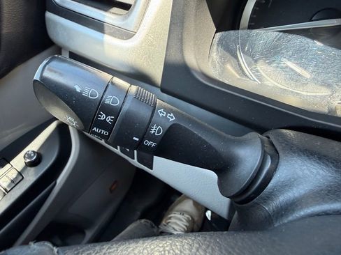 Used 2014 Toyota Highlander Limited FWD image 21