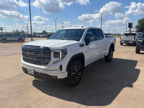 New 2026 GMC Sierra 1500 AT4 w/ AT4 Premium Package AWD/4WD image 2