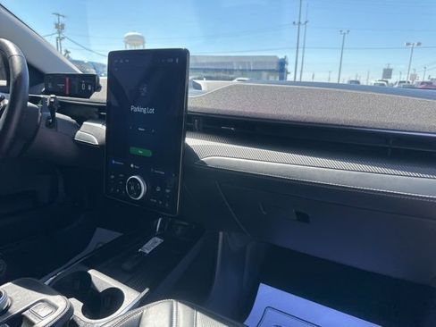 Used 2021 Ford Mustang Mach-E Premium image 9