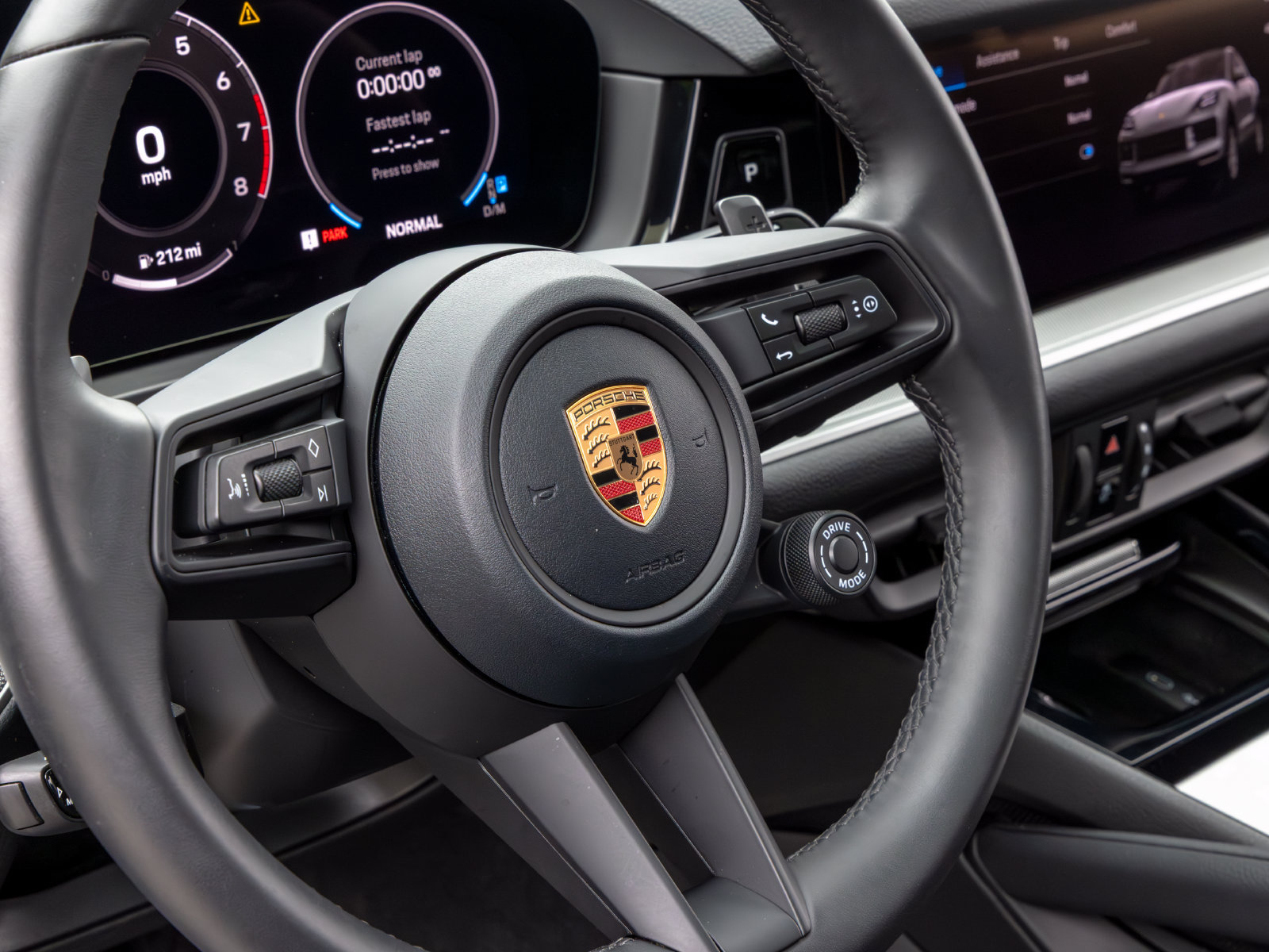 Certified 2026 Porsche Cayenne Coupe AWD/4WD image 39