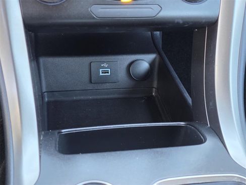 Used 2018 Ford Fusion S image 16