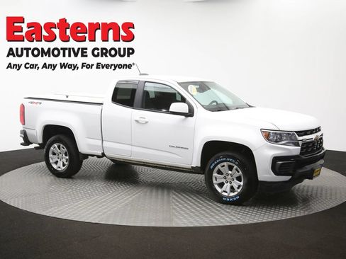 Used 2022 Chevrolet Colorado LT w/ Fleet Safety Package AWD/4WD image 44
