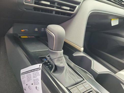 Used 2026 Toyota Camry SE w/ Multimedia Upgrade Package image 12