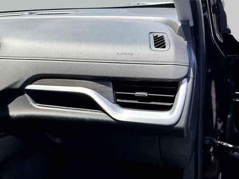 Used 2023 GMC Terrain SLT FWD image 25