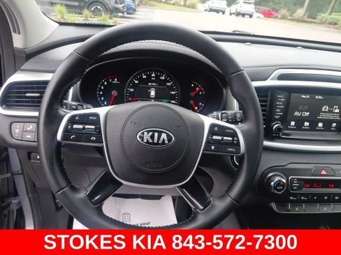 Used 2020 Kia Sorento EX AWD/4WD image 11