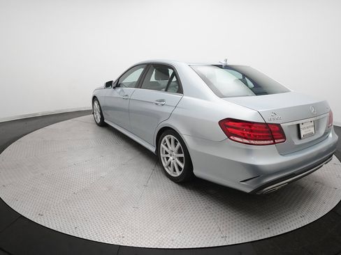 Used 2015 Mercedes-Benz E 350 4MATIC Sedan image 36
