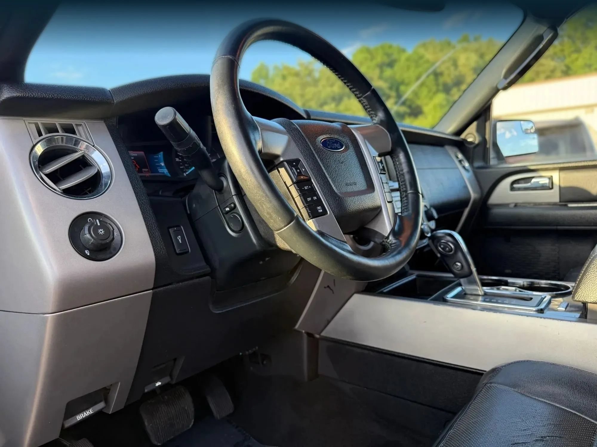 Used 2017 Ford Expedition EL Limited RWD image 17