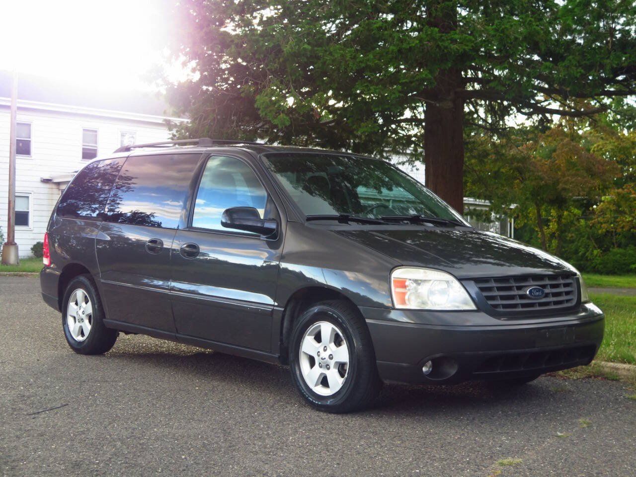 Used 2007 Ford Freestar SE FWD image 6