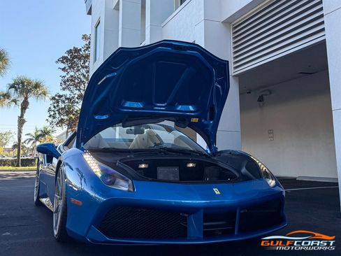 Used 2017 Ferrari 488 Spider image 42