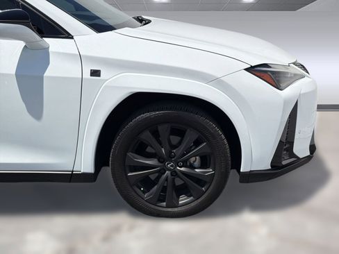 Used 2024 Lexus UX 250h F Sport FWD image 11