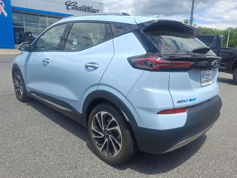 Used 2023 Chevrolet Bolt EUV Premier w/ Sun & Sound Package FWD image 5