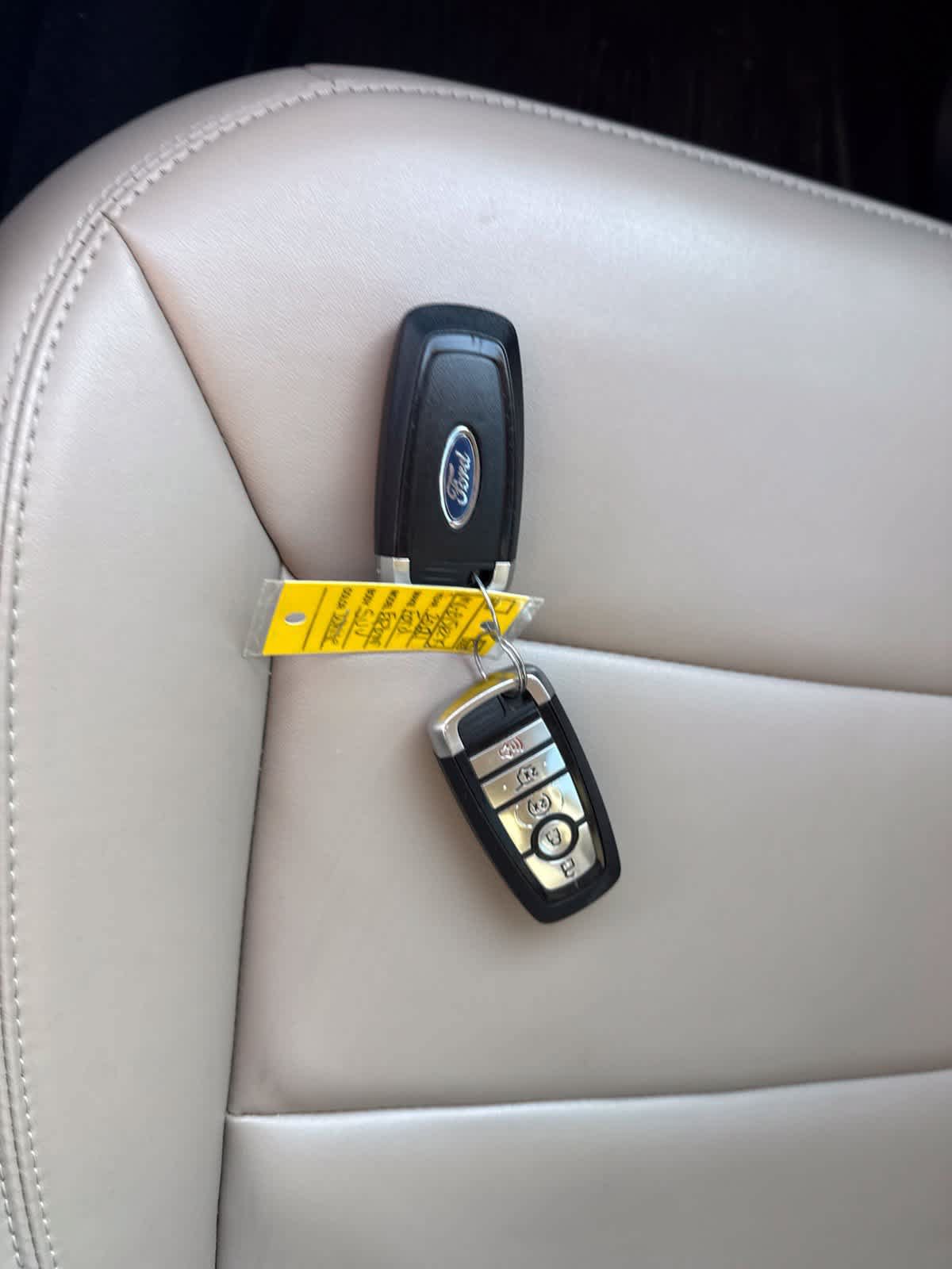 Used 2021 Ford Explorer XLT w/ Equipment Group 202A AWD/4WD image 20