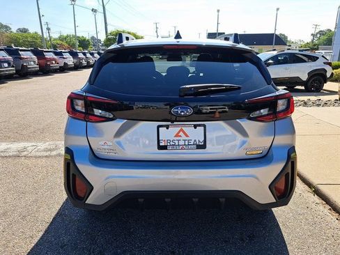 Used 2025 Subaru Crosstrek 2.5i Sport AWD/4WD image 5