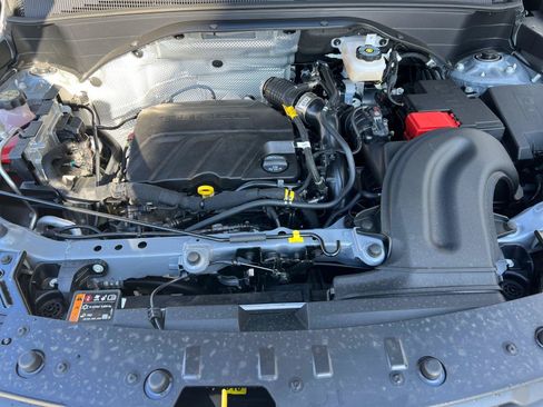 Used 2023 Chevrolet TrailBlazer LT FWD image 23