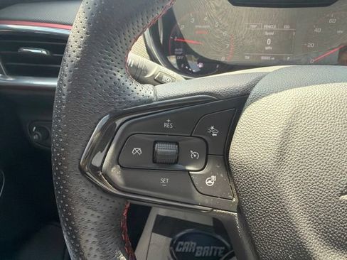 Used 2023 Chevrolet TrailBlazer RS w/ Convenience Package FWD image 20