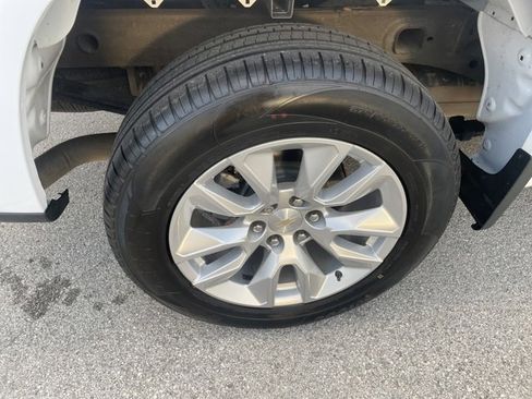 Used 2022 Chevrolet Silverado 1500 Custom image 21