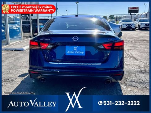 Used 2020 Nissan Altima 2.5 SR w/ Premium Package image 6