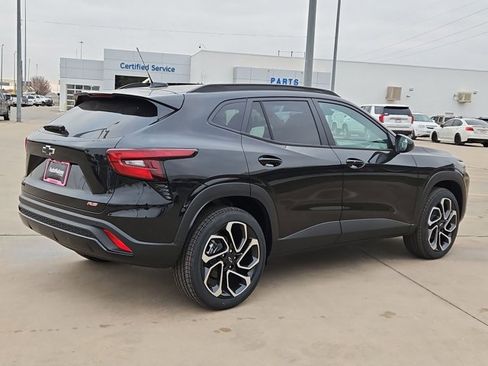 New 2026 Chevrolet Trax RS w/ Driver Confidence Package FWD image 2