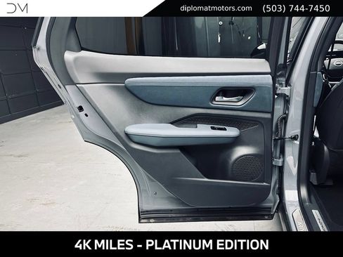 Used 2025 Nissan Ariya Platinum AWD/4WD image 28