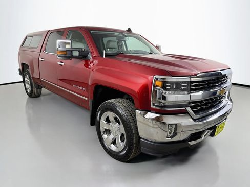 Used 2018 Chevrolet Silverado 1500 LTZ w/ LTZ Plus Package AWD/4WD image 4