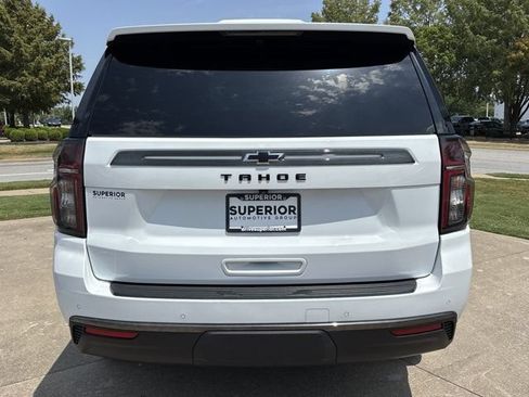 Used 2022 Chevrolet Tahoe Z71 w/ Luxury Package AWD/4WD image 5