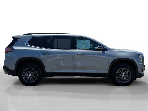 Used 2025 GMC Acadia Elevation FWD image 6