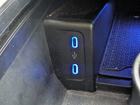 Certified 2023 Mercedes-Benz EQS 580 4MATIC Sedan image 12