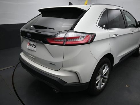 Used 2020 Ford Edge SEL w/ Cold Weather Package FWD image 14
