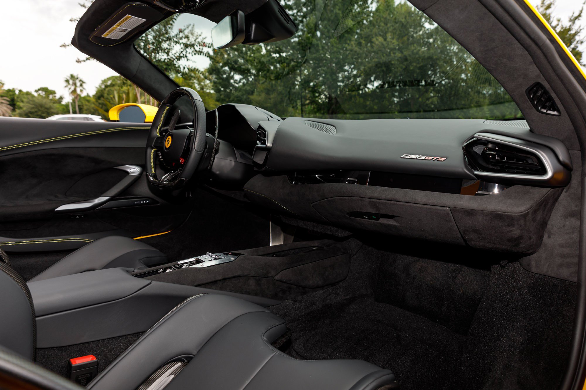 Used 2025 Ferrari 296 GTS RWD image 40