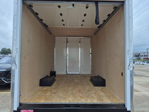 New 2025 Chevrolet Express 3500 w/ Power Convenience Package image 6